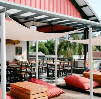 Batu Karas Hotel | Hau Batu Karas