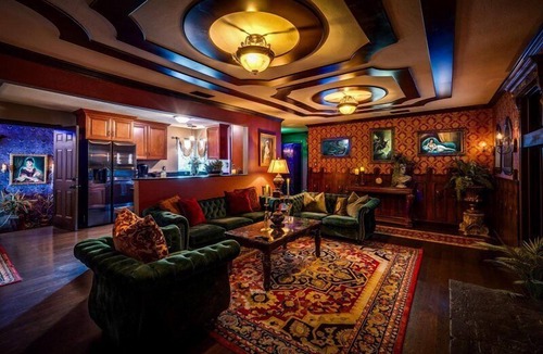 Fullerton House | Haunted Mansion Inspired Retreat, 15 Min to Disney!
