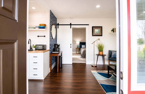 Dungeness Apartment | Haunted Saloon Suite - Hot Tub - Pet Friendly - Fenced Yard - Private Downstairs