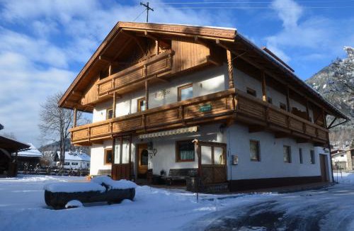 Leutasch Apartment | Haus Almfriede