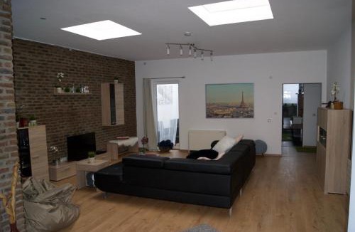 Einruhr Apartment | Haus am See
