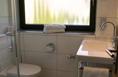 Heiligenkirchen Hotel | Haus am Wasserfall