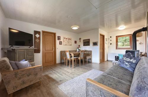 Schoensee House | Haus Anna