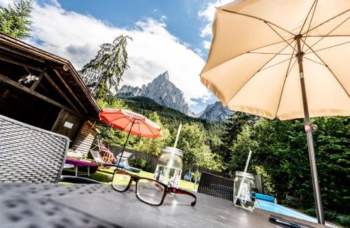 Siusi Apartment | Haus Bergfrieden Seiser Alm Bahn