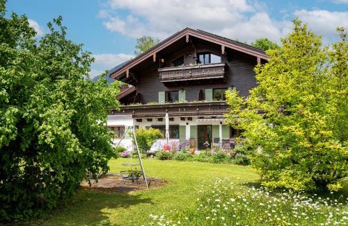 Oberaudorf Apartment | Haus Enzian
