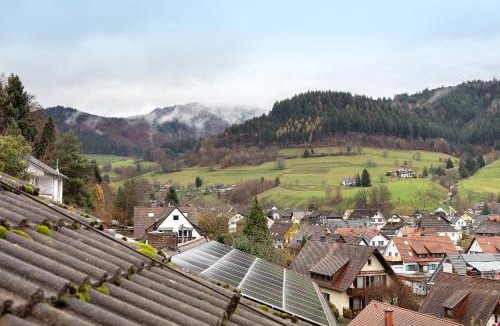 Untermunstertal Apartment | Haus Palais
