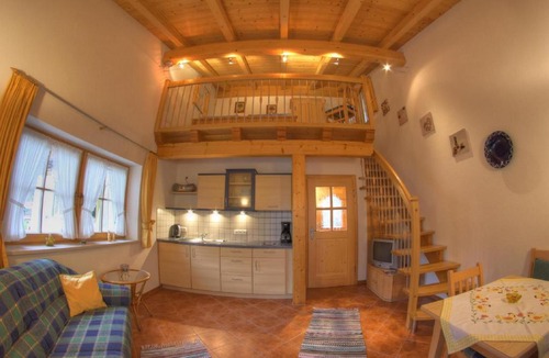 Weissbach an der Alpenstrasse Apartment | Haus Regina