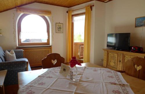 Weissbach an der Alpenstrasse Apartment | Haus Schmidberger