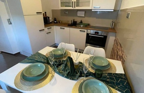 Windischgarsten Apartment | Haus Tarsoly - Appartement/fewo, Bad, WC, 1 Schlafraum