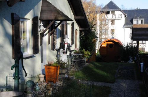 Schindeldorf House | Haus Vis a Vis 1