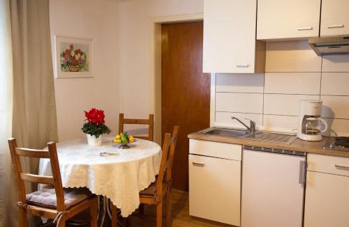 Oberlengenhardt Apartment | Haus zur Bienenweide