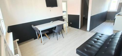 Ruesselsheim Apartment | Haus2