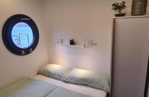 Weyhe Apartment | Hausboot La Mare Emma