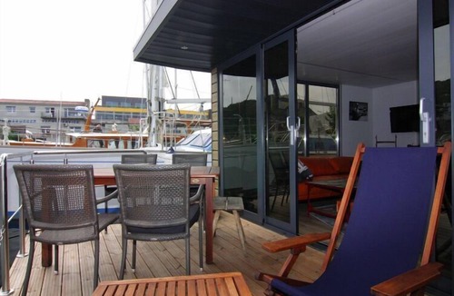 Flensburg Boat Rental | Hausboot Lina, Flensburg