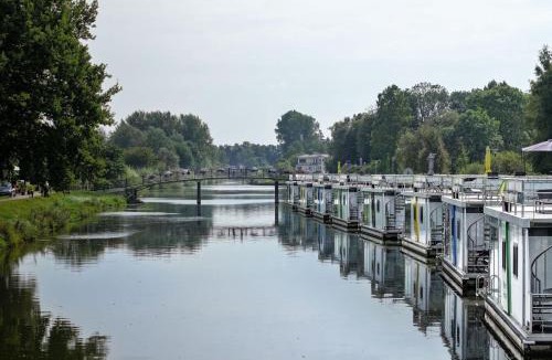 Bad Bederkesa House | Hausboot "Seestern"