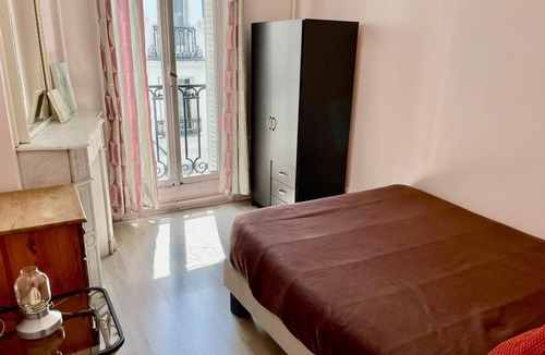 Quartier Saint-Georges House | Haussmann Opera Penthouse130M2 Exclusive full 4floors Stone Balcony (4 bedrooms)