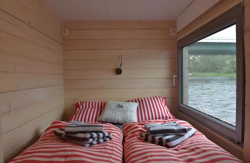Toplitz Boat Rental | Havel-Hausboot "Nautik Hus"