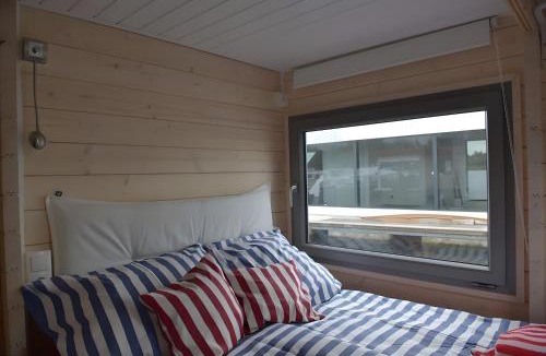 Toplitz Boat Rental | Havel-Hausboot "Nautik Hus"