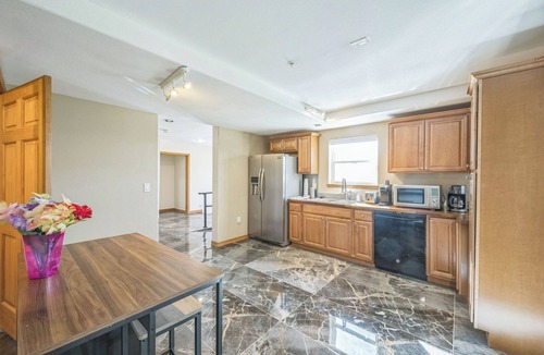 Castle Rock Condo | Haven 5BR 4BA Sleep6 Accessible Camper Parking Shop Golf
