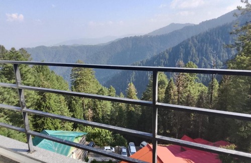 Dunga Gali House | Haven Alpine Retreat - 2BR Luxury Cottage with Valley Views in Dunga Gali