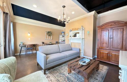 Demorest Apartment | Haven at Hazel Downtown Loft
