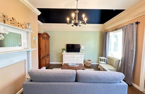 Demorest Apartment | Haven at Hazel Downtown Loft