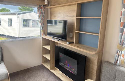 Blackpool Other | Haven caravan in Blackpool with Smart TV , decking and private parking