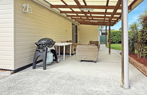 North Haven House | Haven Hideout - 3 bedroom holiday home in North Haven, close to beach, wifi available