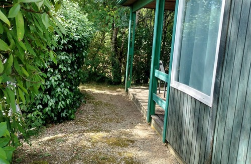 Villeneuve d'Aveyron House | Haven of peace close to tourist attractions in the Lot and Aveyron valleys