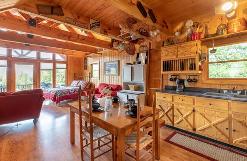 Elgin Cabin | Haven - Ridge Road Scenic Cabins - Brimstone Recreation and Big South Fork
