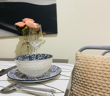 Highway Hills Apartment | Haven Suites by Amf