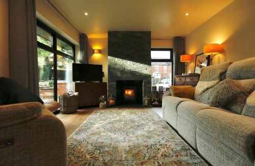 Chesterfield House | Havendale