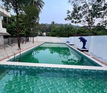 Athirapally House | Haveninn