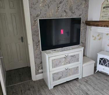 Rochester East Ward Apartment | Havisham Studio Flat Rochester ME1 1XZ
