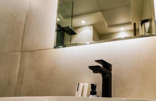 Dubai Sports City Apartment | HAVN - Studio in Amal Tower, Dubai Sports City
