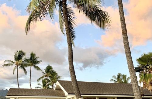 Maili House | Hawaii Beach Retreat- Sand, Surf, Pineapples and Paradise