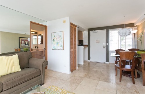 Diamond Head - Kapahulu - St. Louis Condo | Hawaiian Dream - 8th floor Ocean View w/Full Kitchen