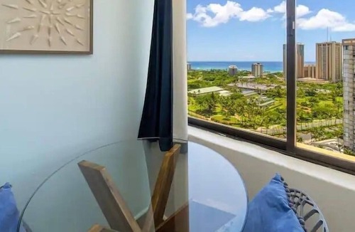 McCully - Moiliili Condo | Hawaiian Monarch 2703b Condo by RedAwning