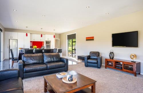 Lake Hawea House | Hawea Horizon - Lake Hawea Holiday Home