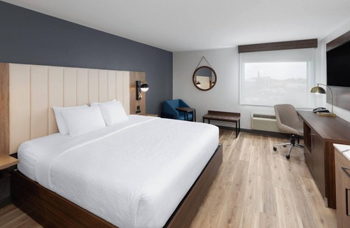 Bentonville - Fayetteville Hotel | Hawthorn Extended Stay By Wyndham Springdale