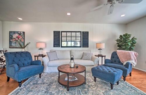 Hayesville House | Hayesville Lake Getaway w/Balcony & Mtn Views!