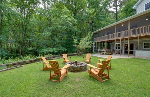 Hayesville House | Hayesville ‘River Run’ Home on Hiwassee River!