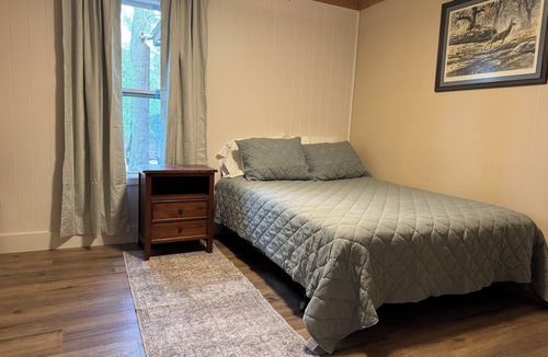 Hazlehurst Cabin | Hazlehurst Hideaway
