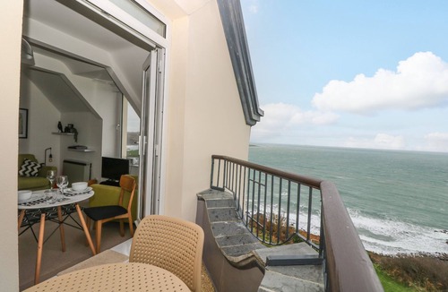 Coverack Cottage | Headland Apt 17