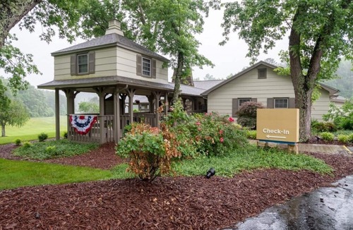Lake Lure Condo | Headline
