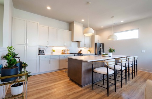 Historic Edgefield House | Headline