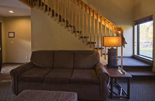 Wisconsin Dells Villa | Headline