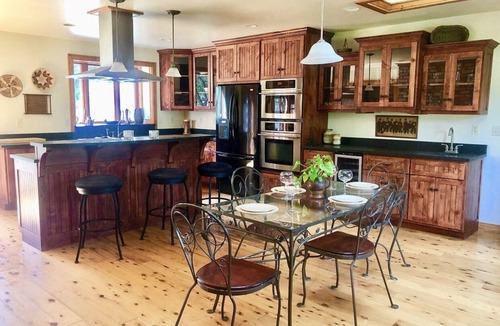 Mount Shasta House | Headwaters Lodge of Mount Shasta
