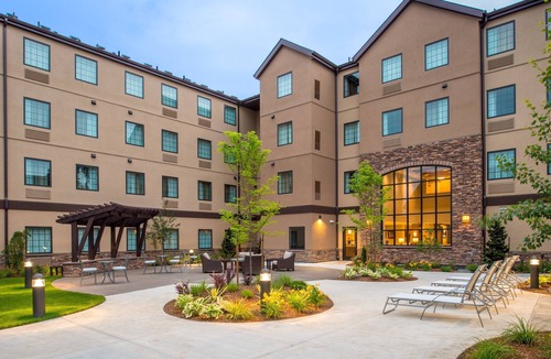 Hillsboro Apartment | Hearing Accessible 1BR Suite | Pool + Breakfast