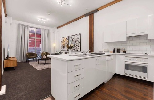 Darling Harbour Apartment | Heart of Darling Harbour